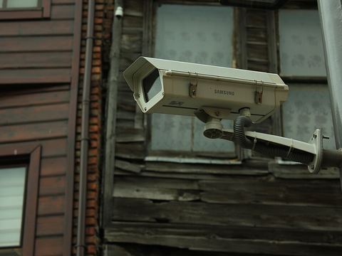 Монтируем уличные камеры